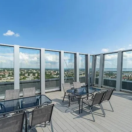 Διαμέρισμα Hanza Tower Luxury *